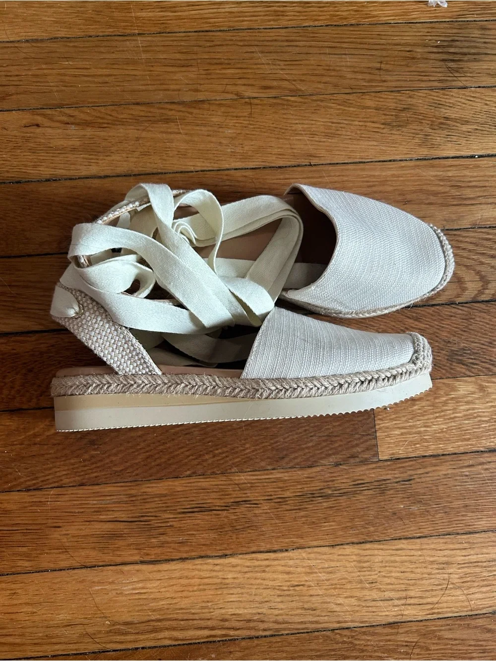 Vince Camuto Cream Espadrille Lace-Up Flats